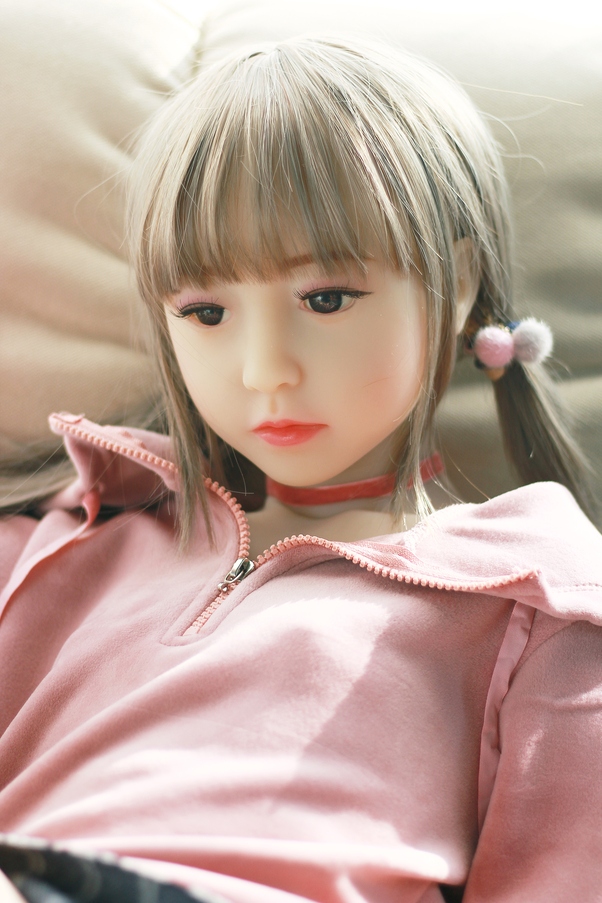 DE10009 06 doll