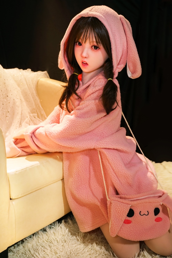 132cm A Cup Nero Occhi Grigi Seno Piccolo Bambola del Sesso Anime Prodotto