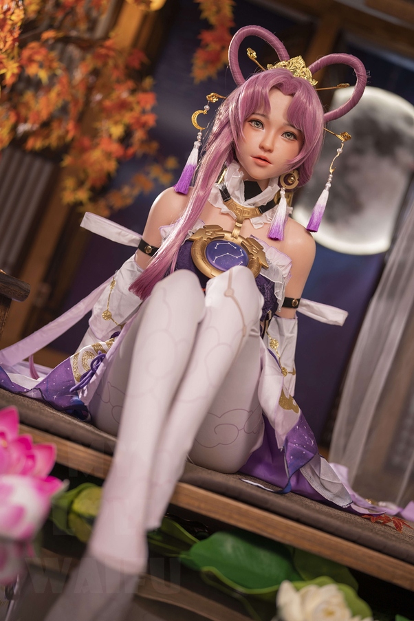 145cm B Cup Petite Seno Piccolo Occhi Ambra Bambola del Sesso Realistica Galleria 2