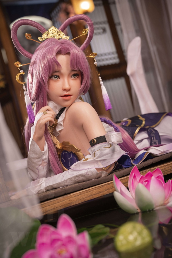 145cm B Cup Occhi Ambra Petite Seno Piccolo Bambola del Sesso Realistica Vista Dettaglio 2