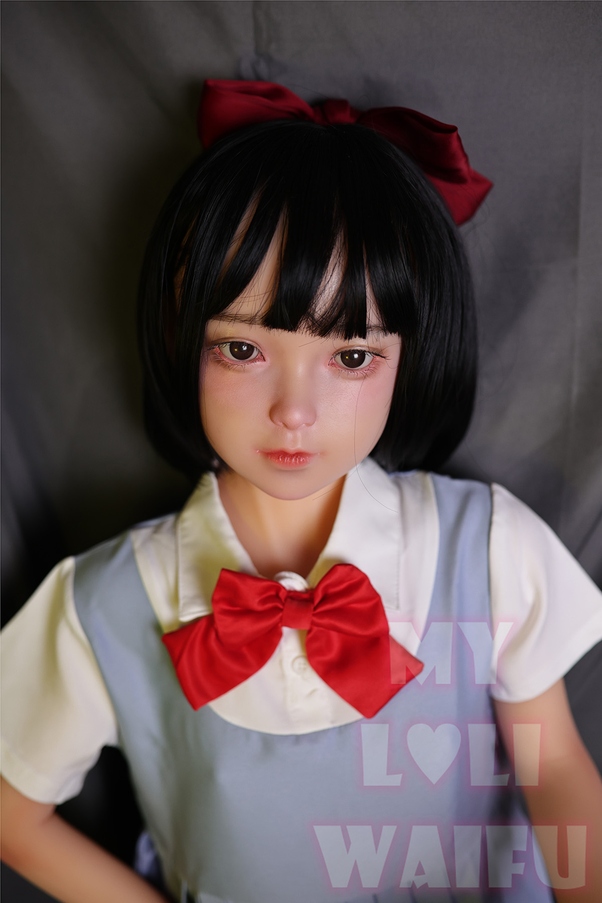 126cm A Cup Occhi Grigi Petite Seno Piccolo Bambola del Sesso Giovane Galleria 2