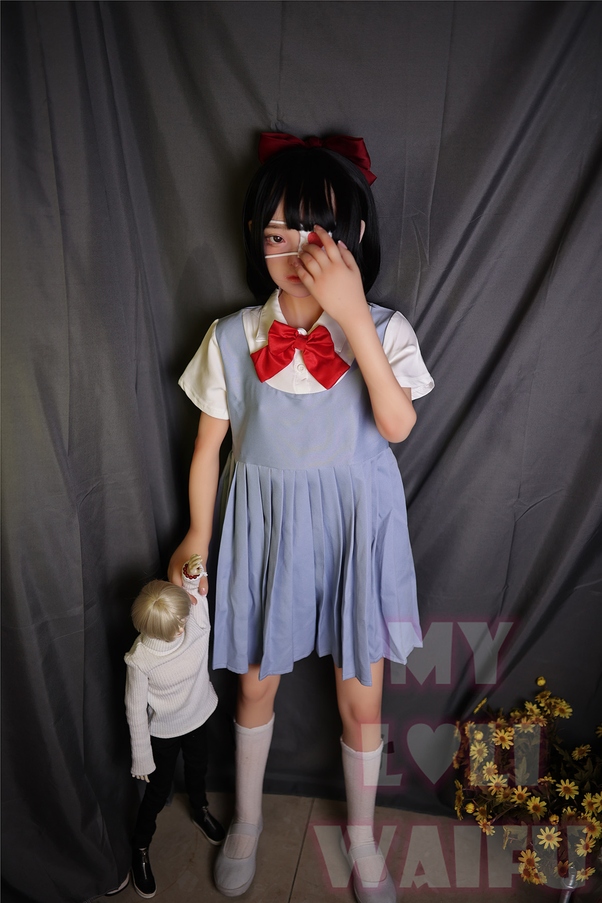 126cm A Cup Thin Lips Occhi Grigi Petite Bambola del Sesso Giovane Vista Dettaglio 3