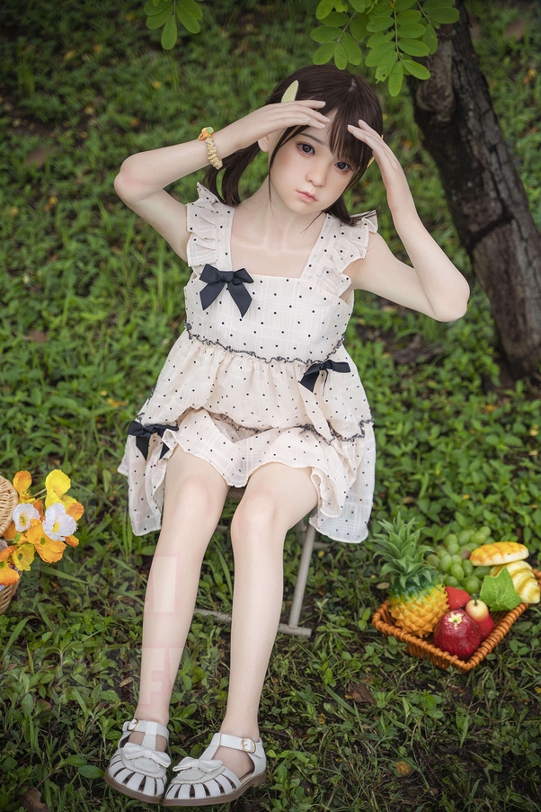 138cm A Cup Occhi Verdi Petite Seno Piccolo Bambola del Sesso Giovane Galleria 4