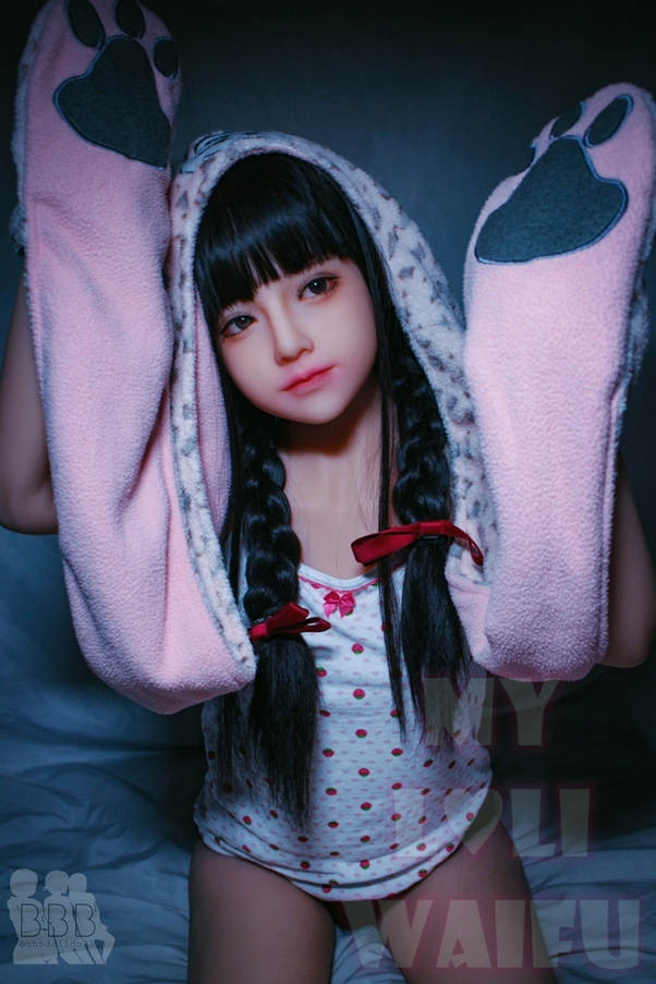 145cm A Cup Labbra Carnose Occhi Grigi Petite Bambola del Sesso Giovane Galleria 2