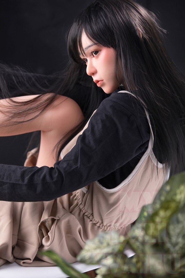 145cm A Cup Occhi Grigi Nero Thin Lips Bambola del Sesso Giovane Galleria 4