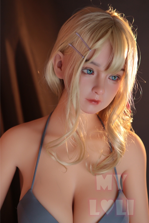 150cm D Cup Bionda Thin Lips Petite Breasts Bambola del Sesso Giovane Prodotto