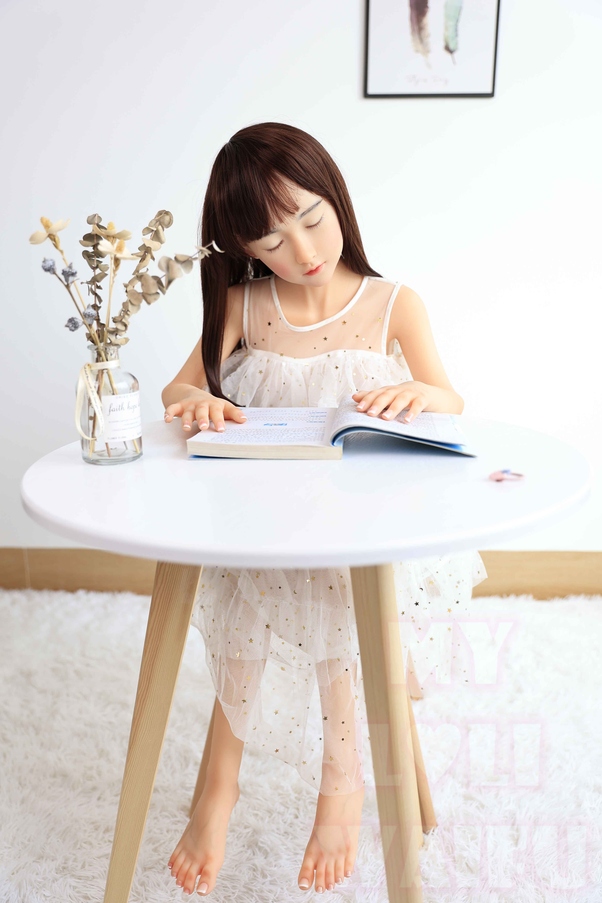 126cm A Cup Thin Lips Seno Piccolo Occhi Grigi Bambola del Sesso Giovane Galleria 2