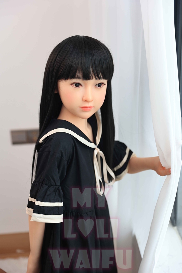 138cm A Cup Occhi Grigi Thin Lips Petite Bambola del Sesso Giovane Vista Dettaglio 9