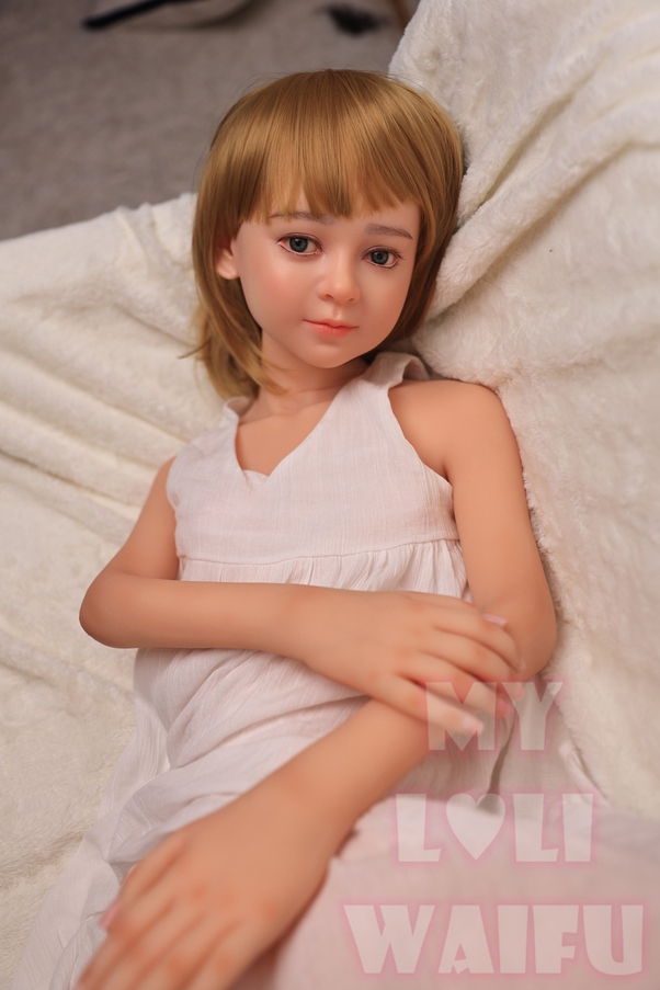 126cm A Cup Seno Medio Bionda Petite Bambola del Sesso Europea Vista Dettaglio 5