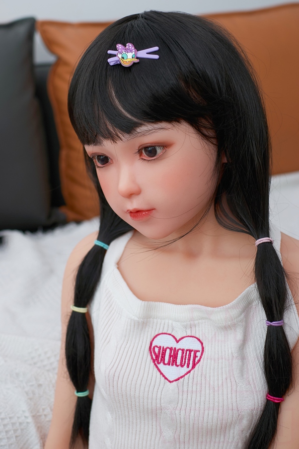 138cm A Cup Nero Seno Medio Natural Lips Bambola del Sesso Giovane Prodotto